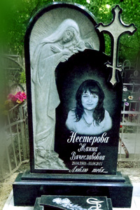 Памятник гранитный
